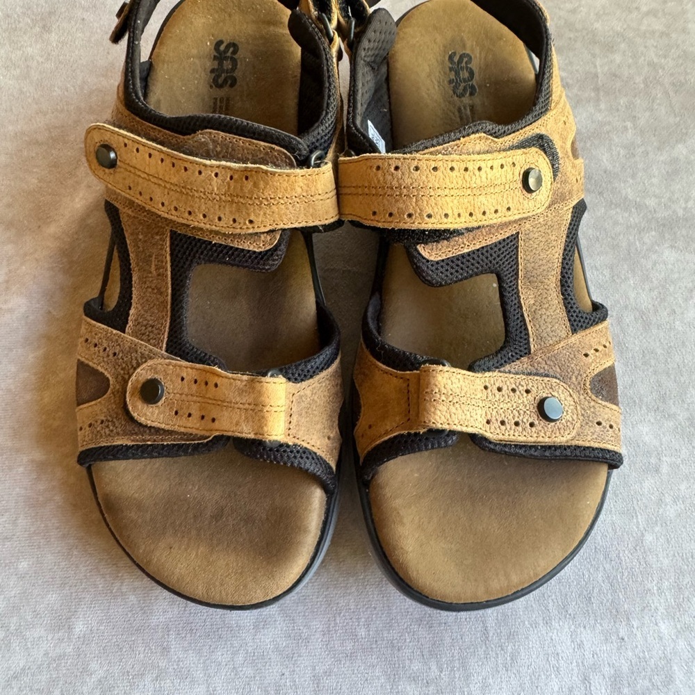 SAS Tan and Black Comfort Sandals with Adjustable Straps